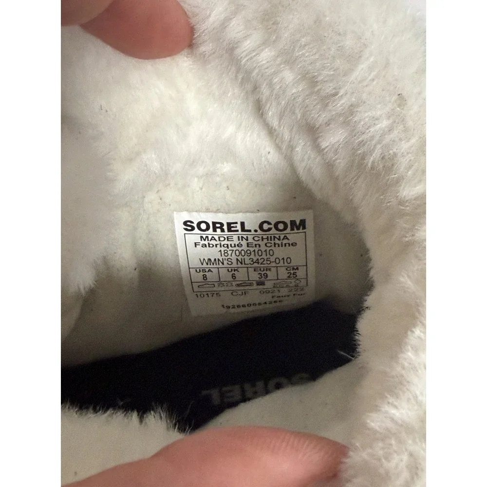 Sorel Women's Tivoli IV waterproof boots, Black Suede, Size US 8